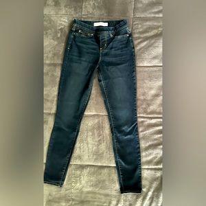 Levi Strauss Skinny jeans from Amazon. No tags, but brand new, never worn.